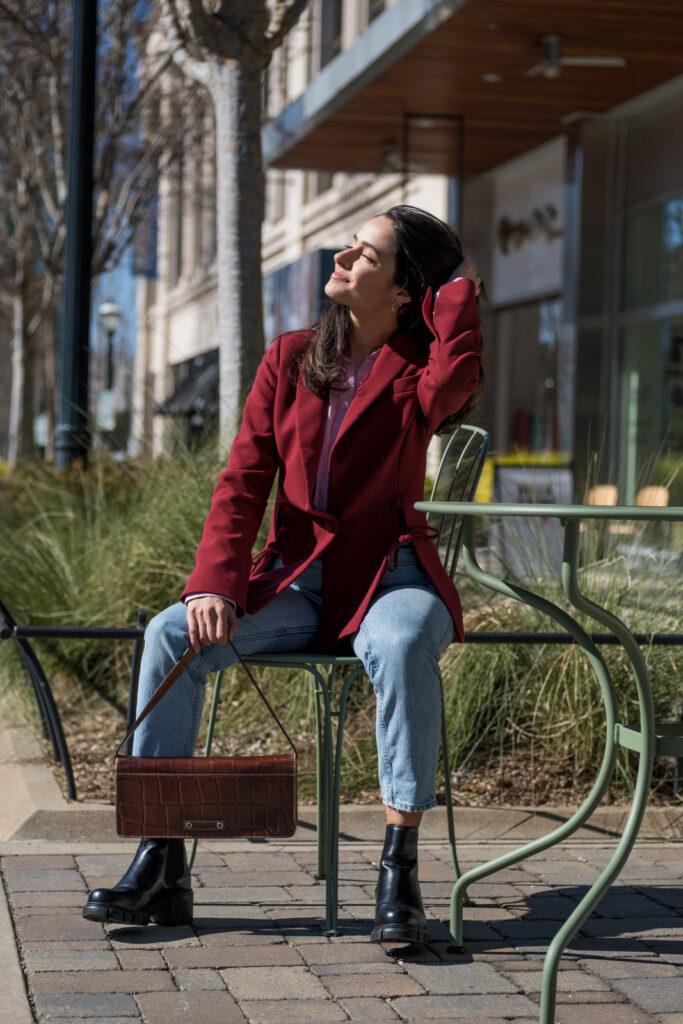 This burgundy blazer is perfect for valentine's day outfits.